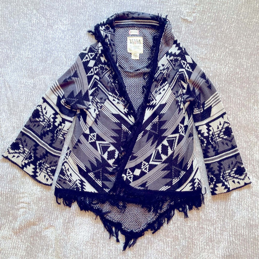 Billabong Fringe Cardigan Medium Aztec Boho Knit Wrap Sweater Gray Black Cozy